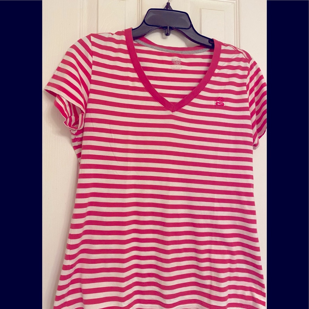 Nike the athletic dept. fuchsia pink and white stripe v-neck t-shirt Sz. Large